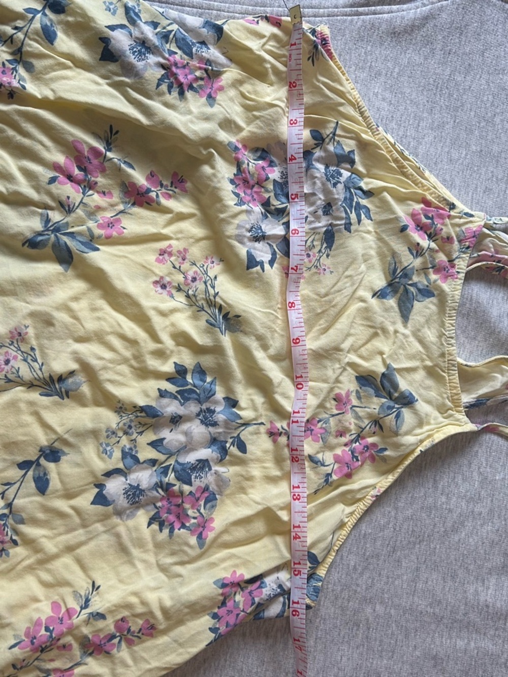 Hollister Yellow Floral Cami with Pink & Blue Blooms - Picture 5 of 6